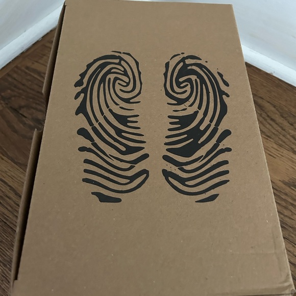 salehe burberry crocs purple - Picture 4 of 4